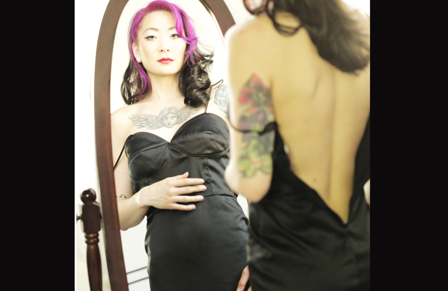 BOUDOIR GALLERY